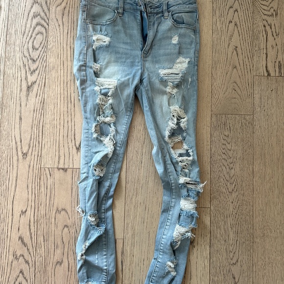 Distressed Light Blue Denim Jeans - Picture 2 of 2